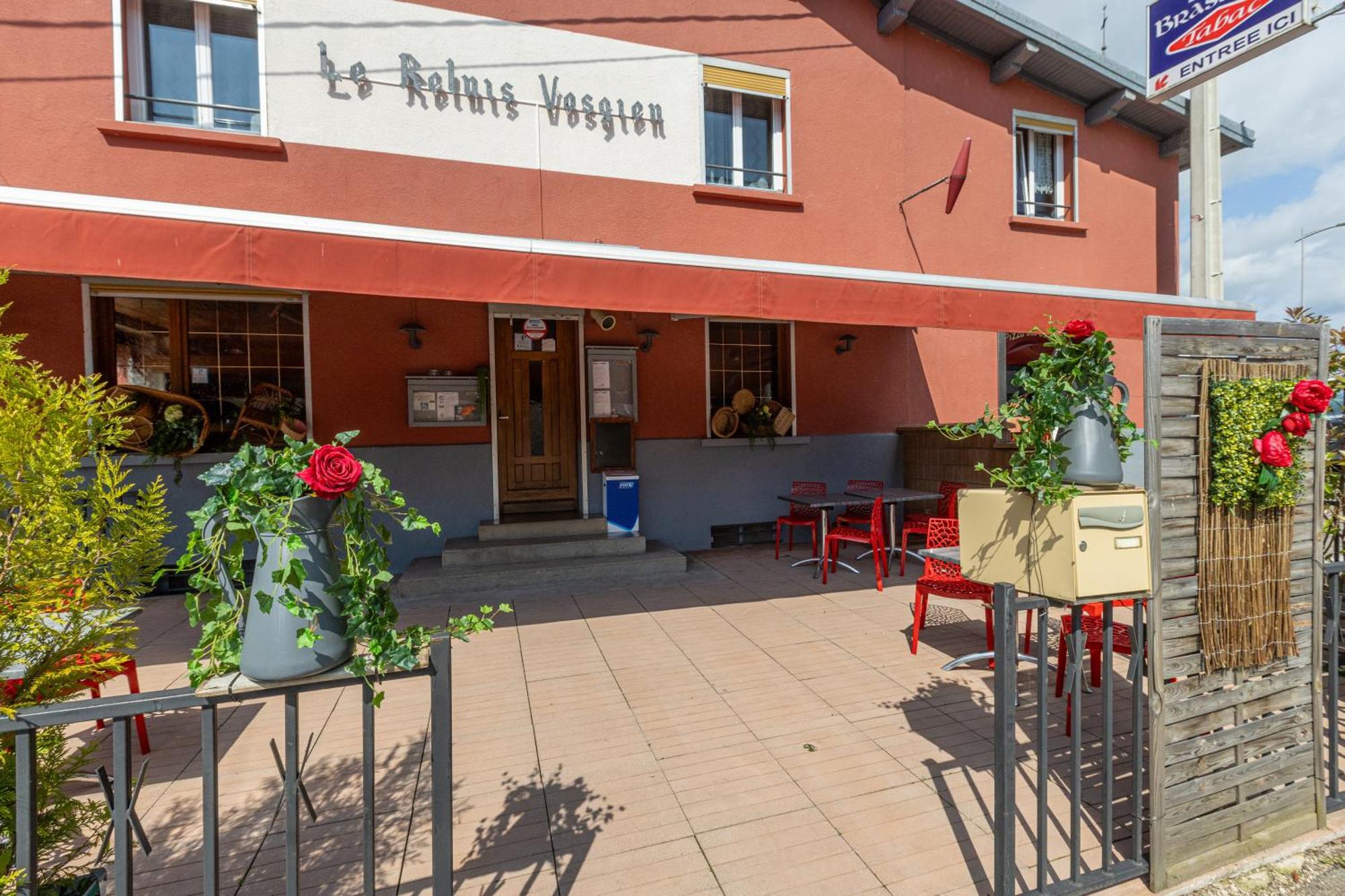 Relais Vosgien - Hotel Restaurant "La Table De Sophia" Saint-Pierremont  Exterior foto