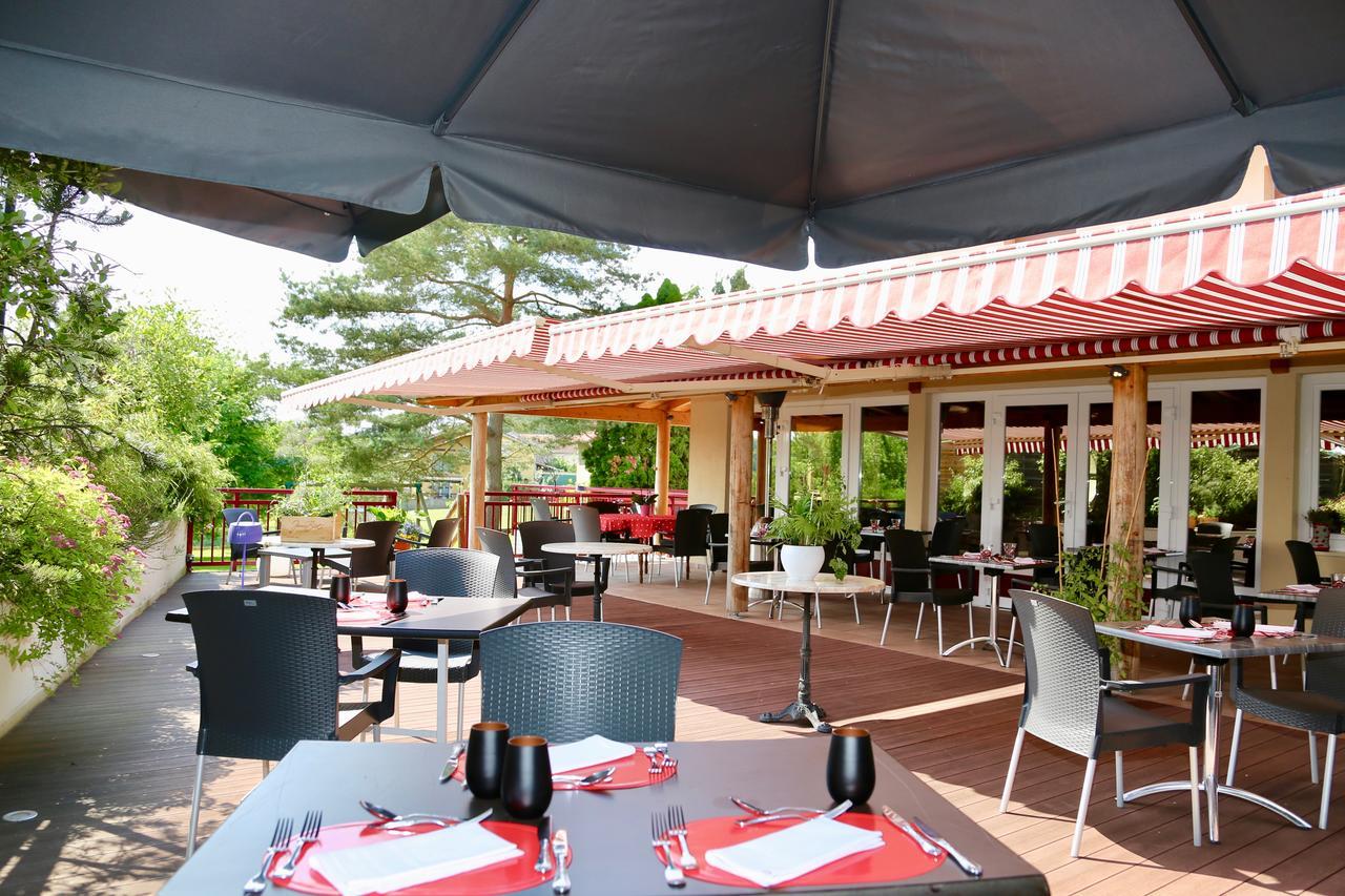 Relais Vosgien - Hotel Restaurant "La Table De Sophia" Saint-Pierremont  Exterior foto